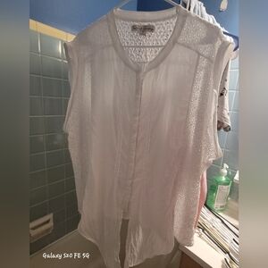 3x French Laundry white top